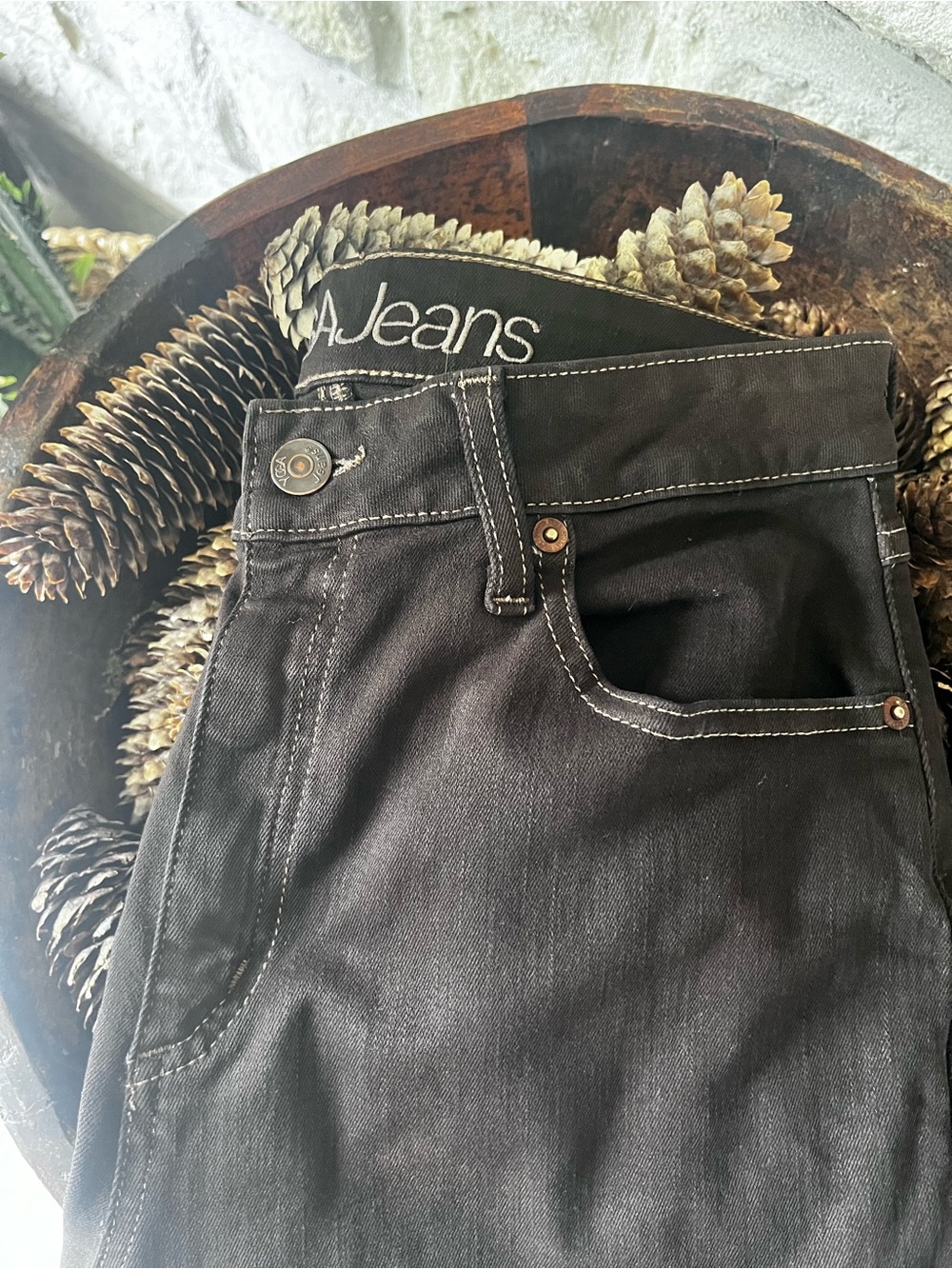 YOGA JEANS Chocolate Brown Emily Jeans 29